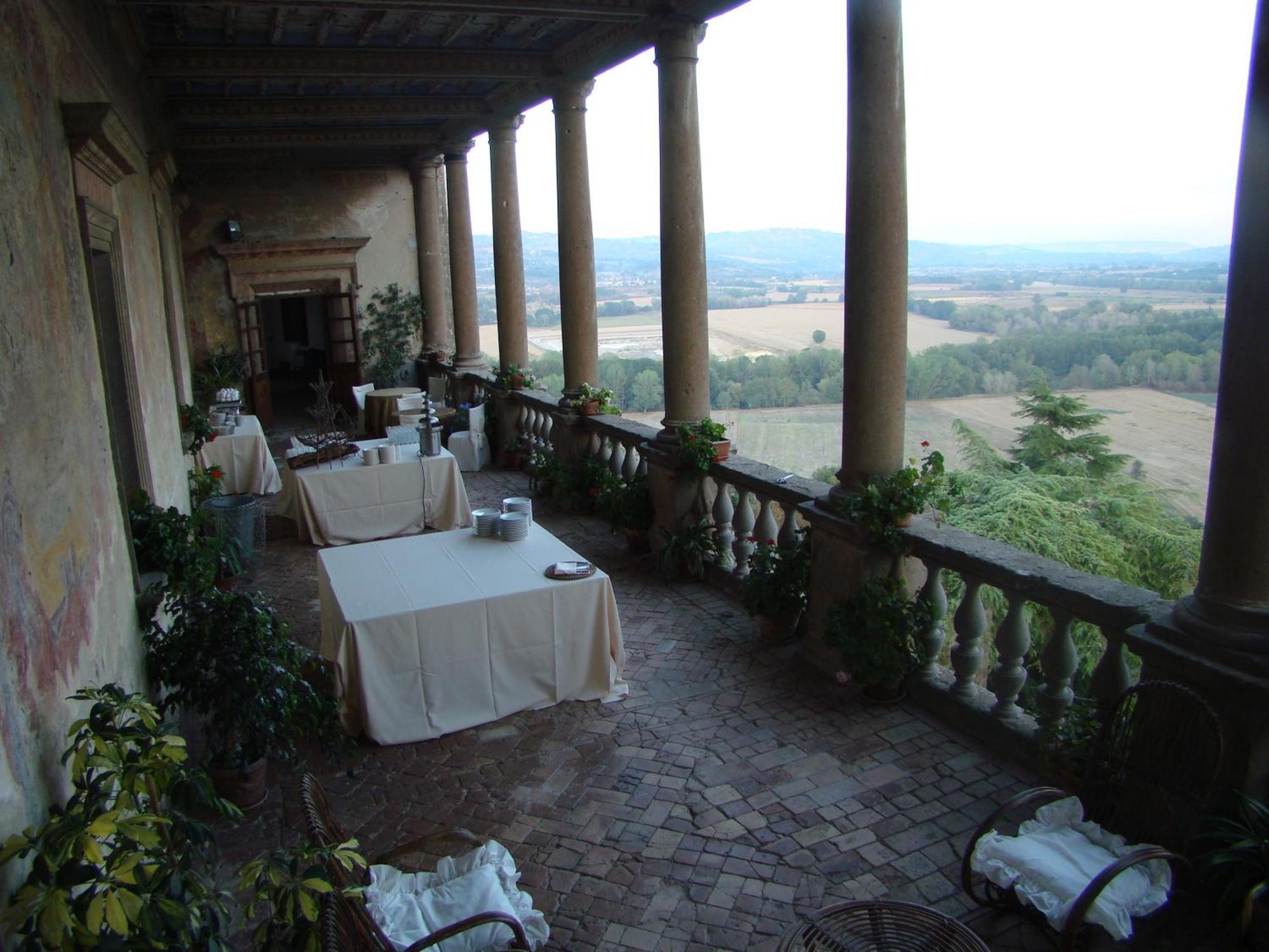 Palazzo Orsini Bed & Breakfast โบมาร์โซ ภายนอก รูปภาพ