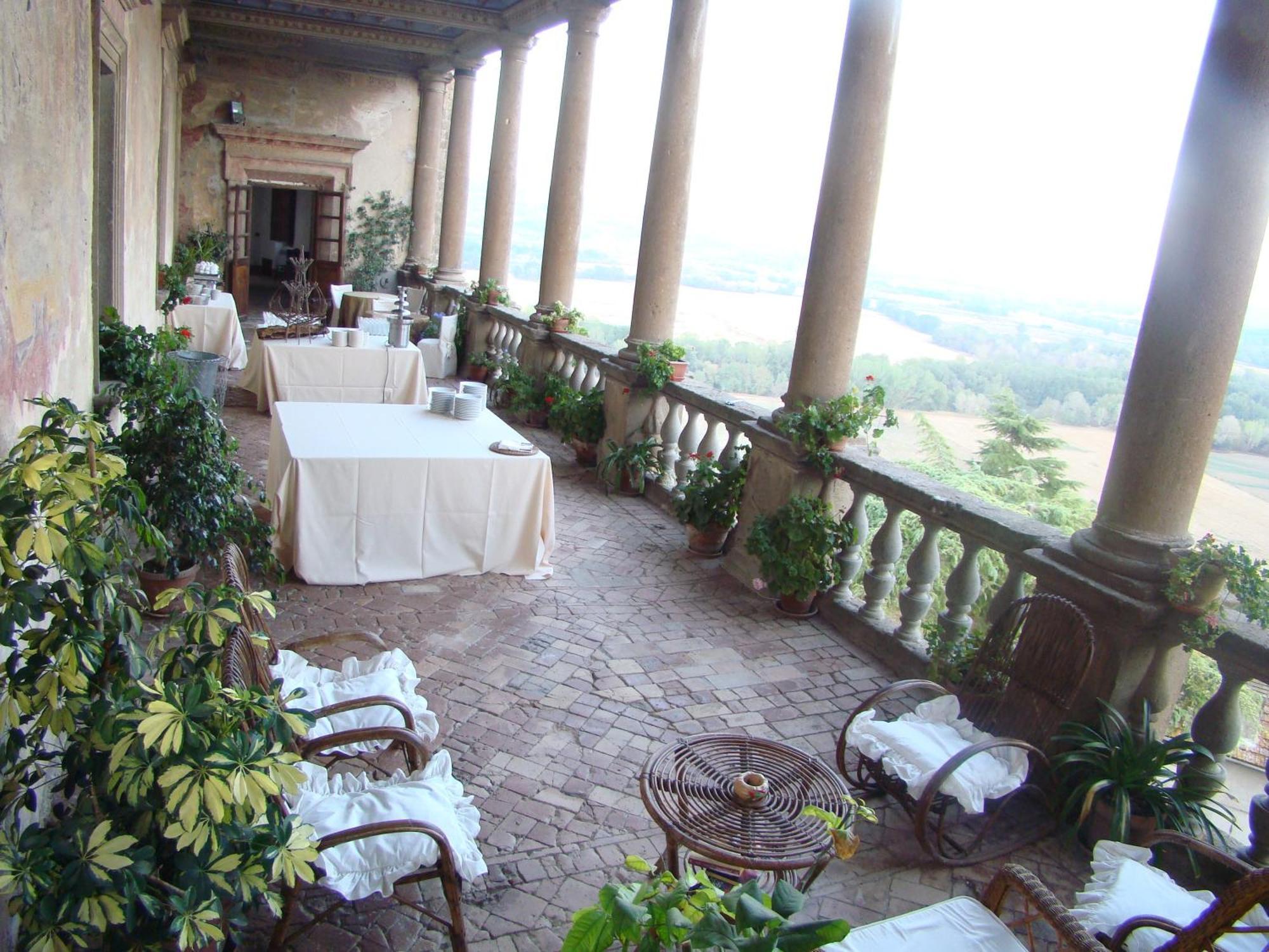 Palazzo Orsini Bed & Breakfast โบมาร์โซ ภายนอก รูปภาพ
